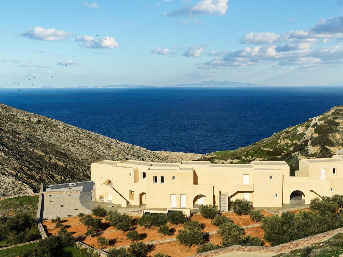 Avaton Hotel Folegandros Town Bagian luar foto