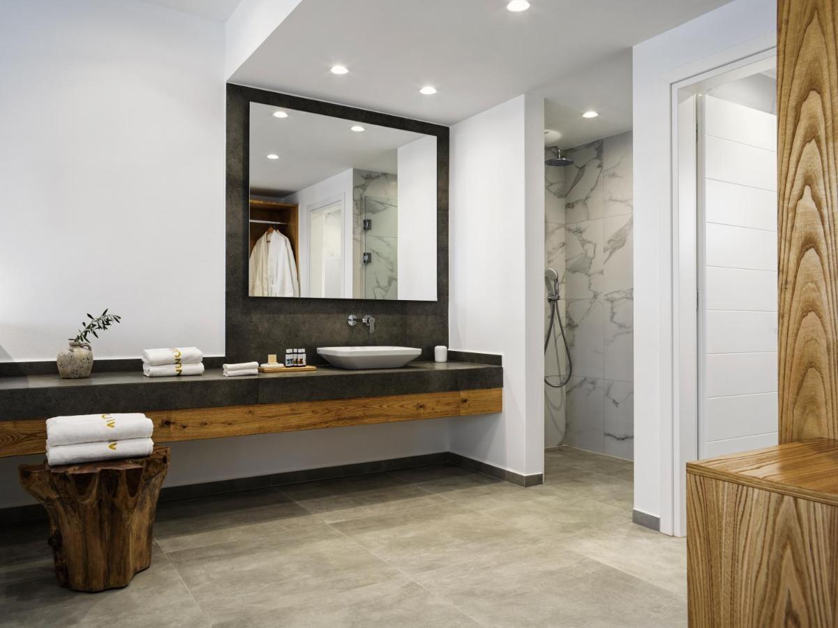 Avaton Hotel Folegandros Town Bagian luar foto